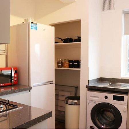 Modern Newgate Apartments - Kingsbury Underground, All Local Amenities On Your Doorstep Harrow Ngoại thất bức ảnh